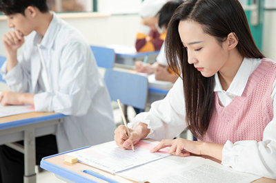 長春理工大學(xué)在職研究生報名入口在哪？
